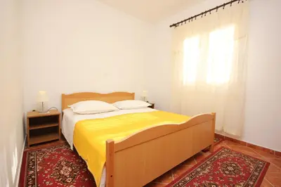 Krevet ili kreveti u jedinici u objektu Apartments by the sea Razanj, Rogoznica - 7485