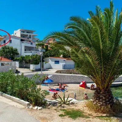 Apartments by the sea Razanj