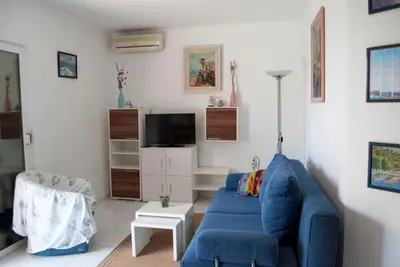 TV i/ili zabavni centar u objektu Apartments by the sea Murter - 5125