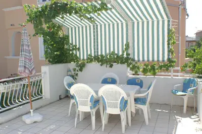 Tlocrt objekta Family friendly apartments with a swimming pool Vodice - 4235