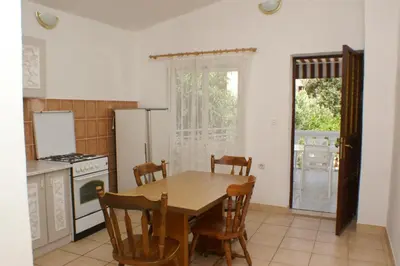 Kuhinja ili čajna kuhinja u objektu Apartment Grebastica 4207b