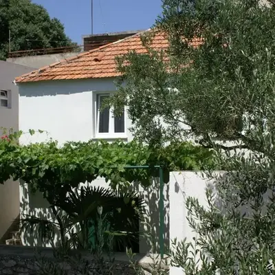 Apartments with parking space Vodice - 4192
