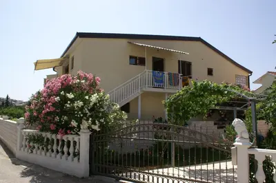 Zgrada u kojoj se nalazi apartman