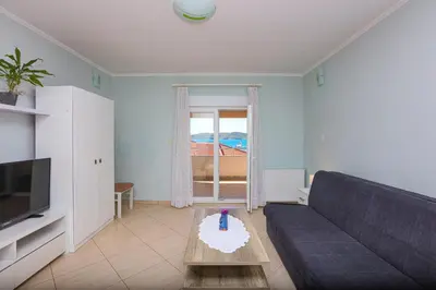 TV i/ili zabavni centar u objektu Apartments by the sea Brodarica, Sibenik - 4221