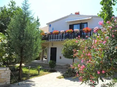 Vrt u objektu Apartments Carev 1293