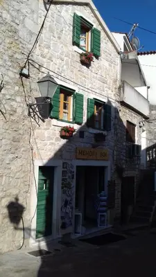 Zgrada u kojoj se nalazi apartman
