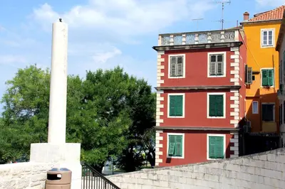 Zgrada u kojoj se nalazi apartman