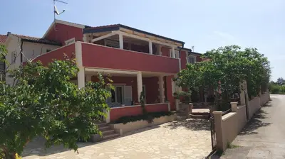 Zgrada u kojoj se nalazi apartman