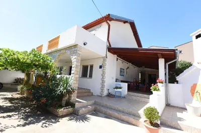Zgrada u kojoj se nalazi apartman