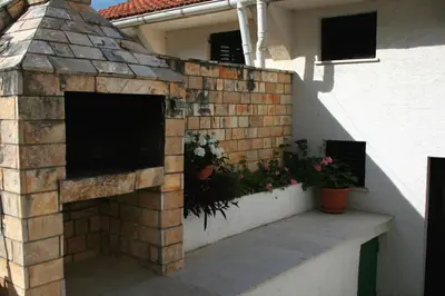 Zgrada u kojoj se nalazi apartman