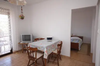 TV i/ili zabavni centar u objektu Studio Tisno 5091a