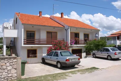 Zgrada u kojoj se nalazi apartman