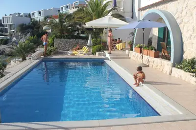 Bazen u objektu Villa Simpatia ili u blizini
