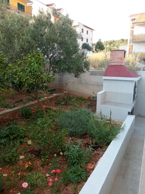Vrt u objektu Apartments Sunag