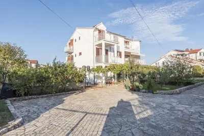 Zgrada u kojoj se nalazi apartman
