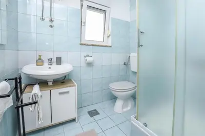 Kupaonica u objektu Apartments Zvonko
