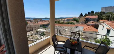 Pogled na planine ili pogled na planine iz apartmana