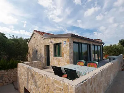 Zgrada u kojoj se nalazi apartman