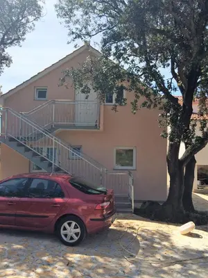 Zgrada u kojoj se nalazi apartman