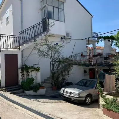 Apartments Josip