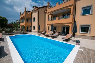 Bazen u objektu Villa Ljubica ili u blizini