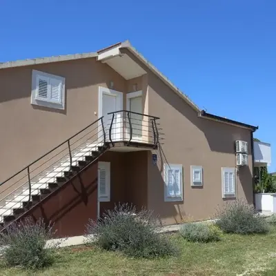 Apartment Drazan