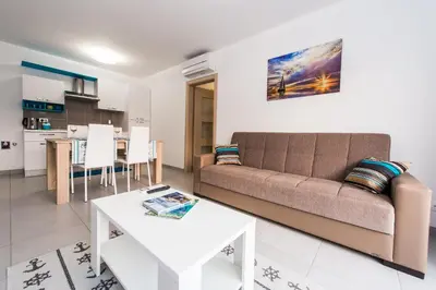 Kuhinja ili čajna kuhinja u objektu Blue Sky Apartments