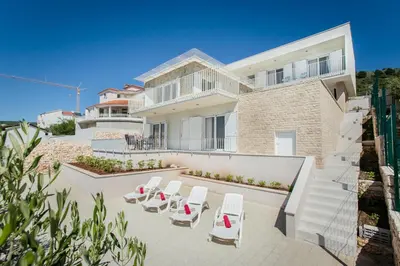 Tlocrt objekta Seaside luxury villa with a swimming pool Zatoglav, Rogoznica - 11685