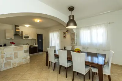 Kuhinja ili čajna kuhinja u objektu Villa Marijan