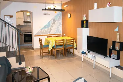 Kuhinja ili čajna kuhinja u objektu Apartment Karega