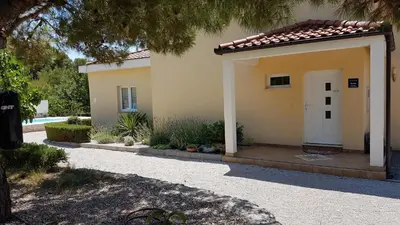 Zgrada u kojoj se nalazi apartman