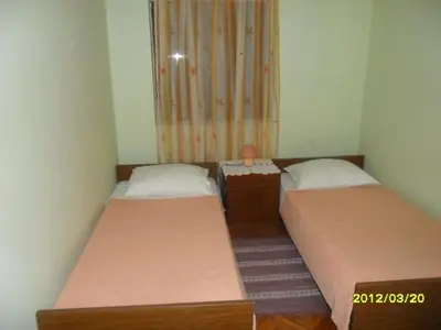 Krevet ili kreveti u jedinici u objektu Apartments by the sea Tisno, Murter - 11289