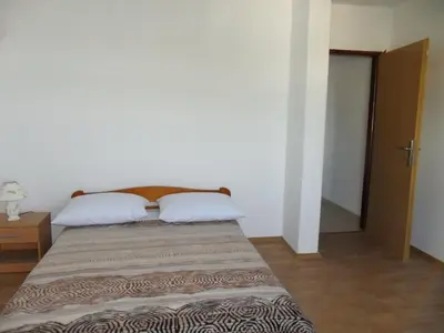 Krevet ili kreveti u jedinici u objektu Apartments by the sea Tisno, Murter - 11289
