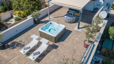 Bazen u objektu Apartments Luka ili u blizini