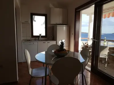 Kuhinja ili čajna kuhinja u objektu Apartmani Zen