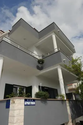 Zgrada u kojoj se nalazi apartman