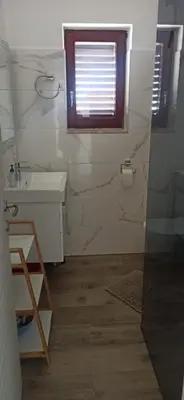 Kupaonica u objektu Apartmani Anna