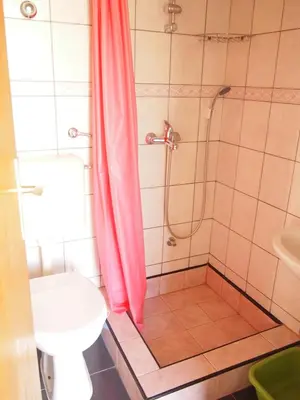 Kupaonica u objektu Bunari Apartments