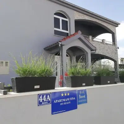 Apartment Tina