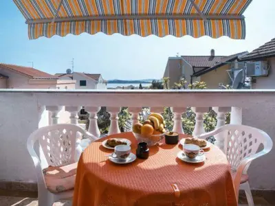 Balkon ili terasa u objektu Apartmani Lovrinović