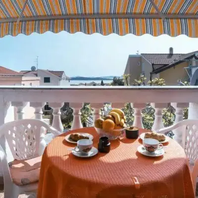 Apartmani Lovrinović