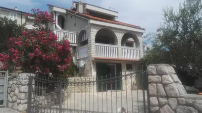 Zgrada u kojoj se nalazi apartman