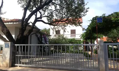 Zgrada u kojoj se nalazi apartman