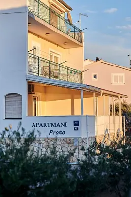 Zgrada u kojoj se nalazi apartman