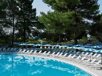 Bazen u objektu Amadria Park Ivan ili u blizini