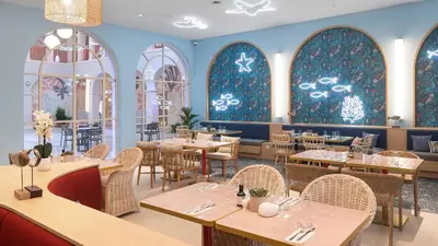 Restoran ili neka druga zalogajnica u objektu Amadria Park Beach Hotel Niko