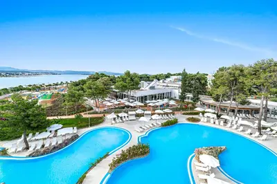 Bazen u objektu Amadria Park Family Hotel Jakov ili u blizini