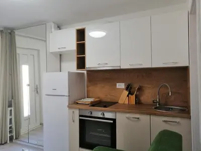 Kuhinja ili čajna kuhinja u objektu Apartment Mara
