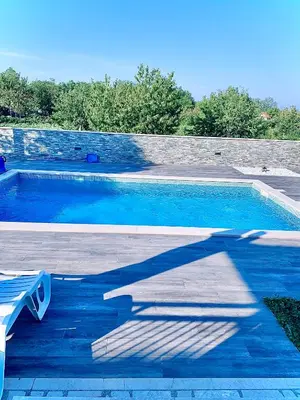 Bazen u objektu Holiday Home Endi ili u blizini
