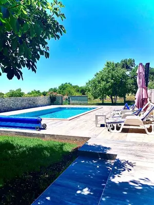 Bazen u objektu Holiday Home Endi ili u blizini